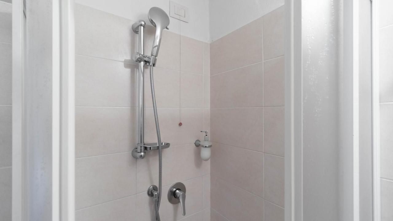 Moscova 52 Apartment Милано Екстериор снимка