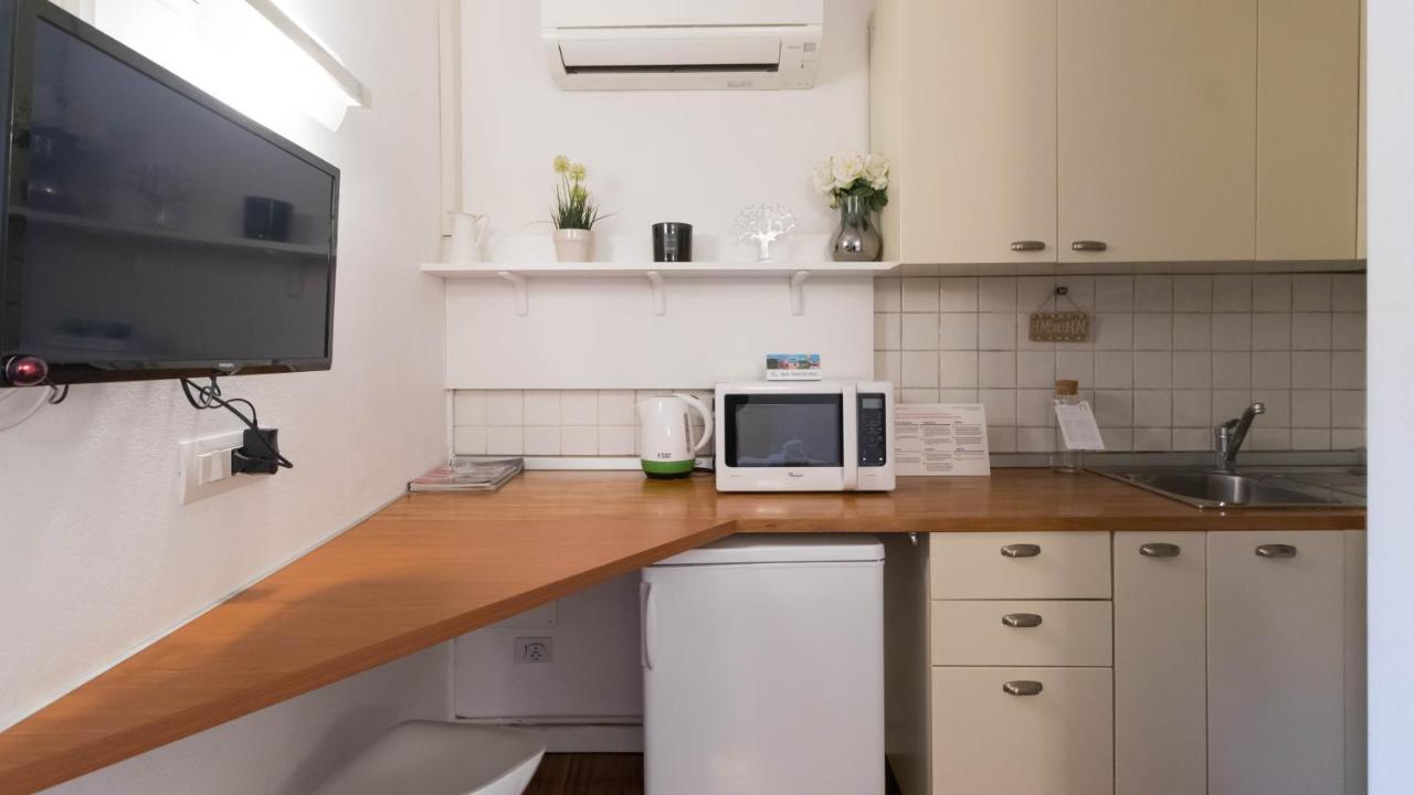 Moscova 52 Apartment Милано Екстериор снимка